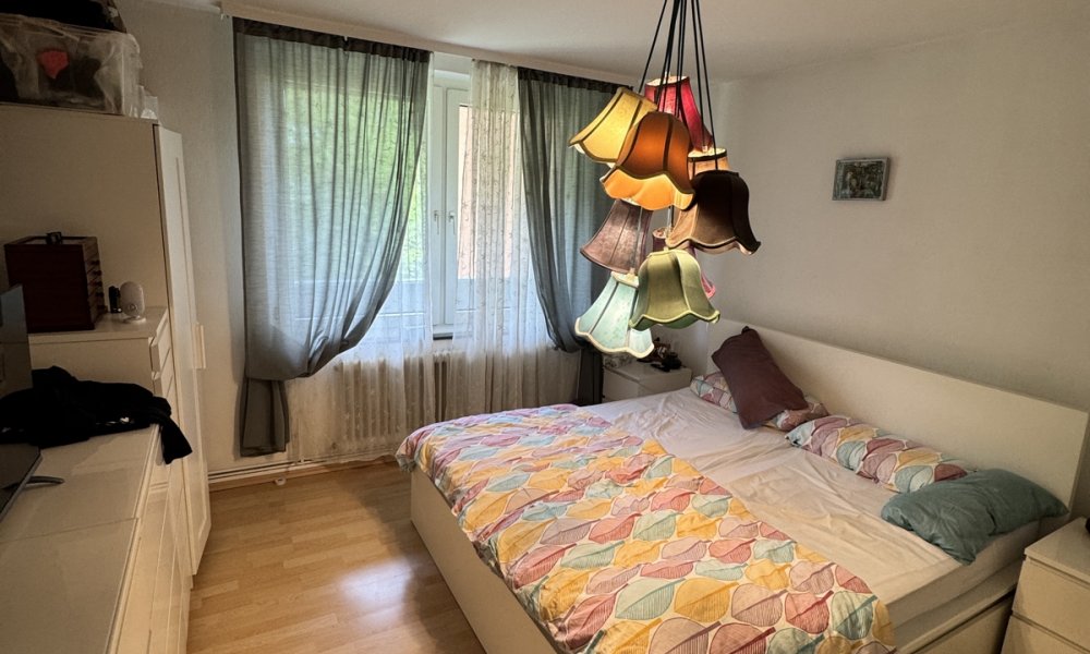 SHG+++ Schöne 3,5-Zimmerwohnung mit Balkon - Kernsanierte Fassade