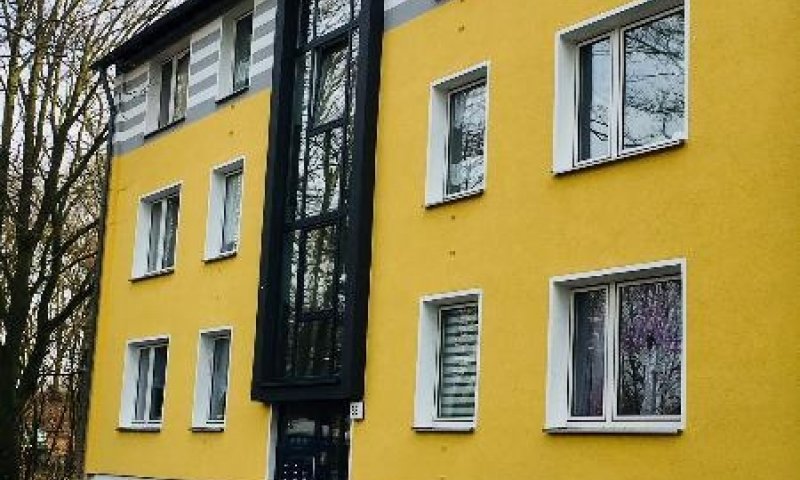 SHG+++ Schöne 3,5-Zimmerwohnung mit Balkon - Kernsanierte Fassade