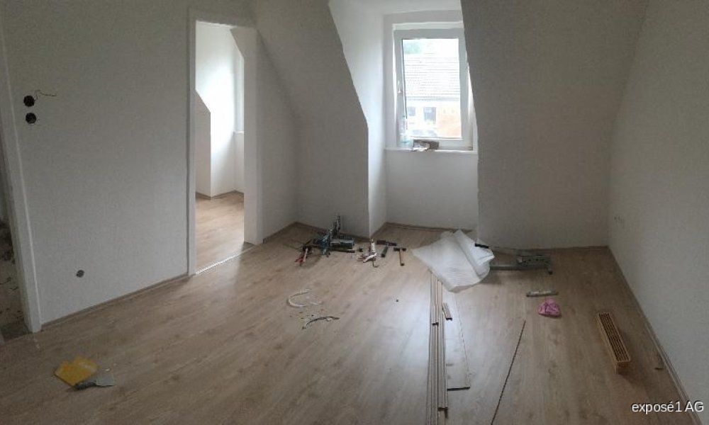 SHG+++ Gemütliche 2,5-Zimmer-Dachgeschosswohnung in Eilpe zu vermieten