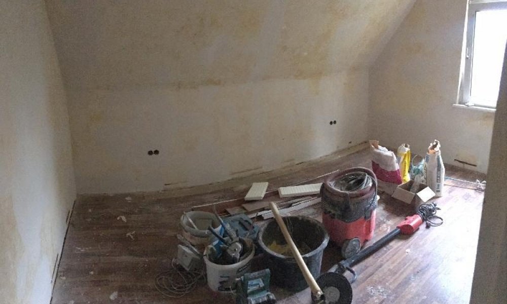 SHG+++ Gemütliche 2,5-Zimmer-Dachgeschosswohnung in Eilpe zu vermieten