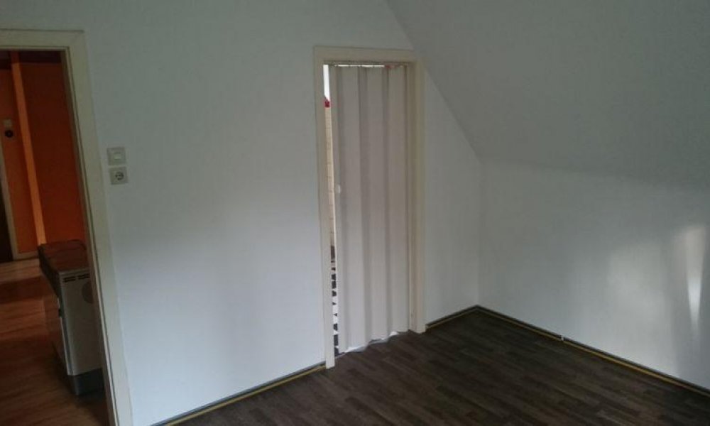 SHG+++ Gemütliche außergewöhnliche Dachgeschosswohnung in Eilpe zu vermieten