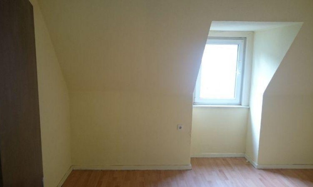 SHG+++ Gemütliche außergewöhnliche Dachgeschosswohnung in Eilpe zu vermieten