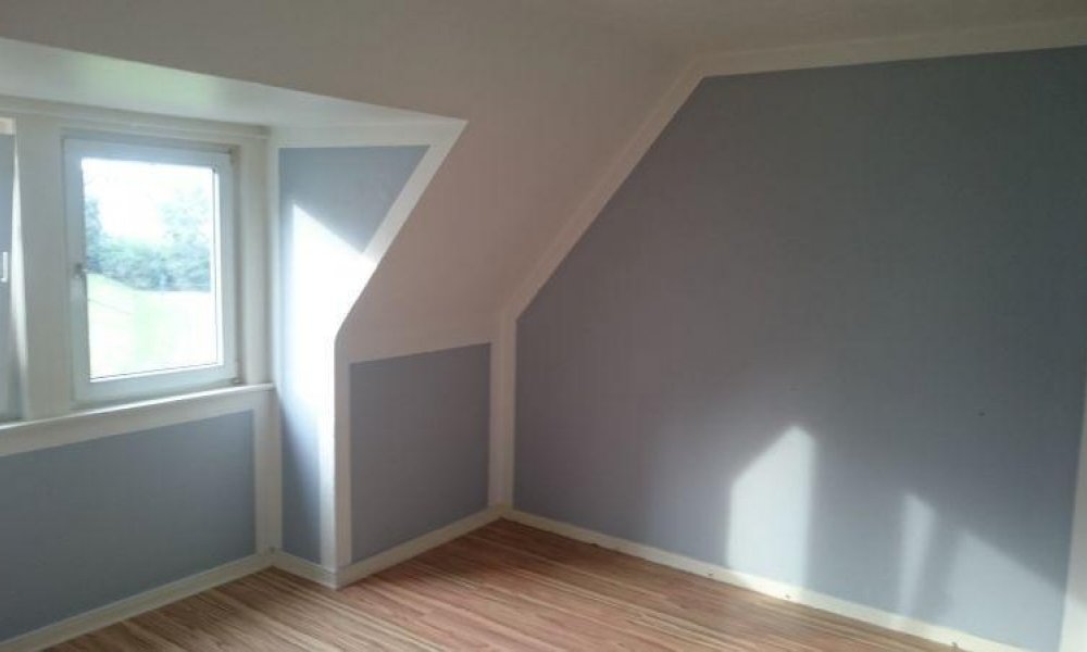 SHG+++ Gemütliche außergewöhnliche Dachgeschosswohnung in Eilpe zu vermieten