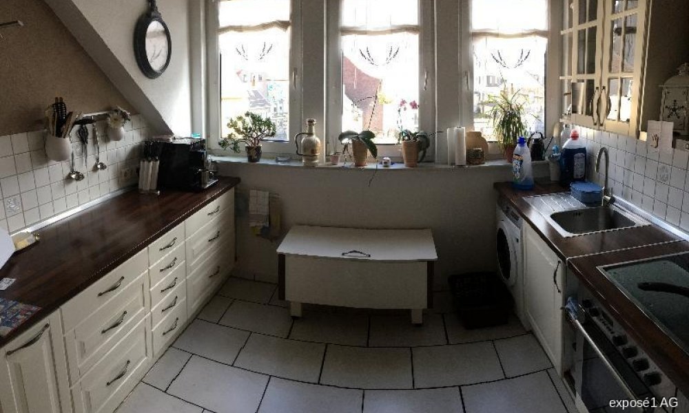 SHG+++ 4,5 Zimmer-Masionette-Wohnung mit Loggia