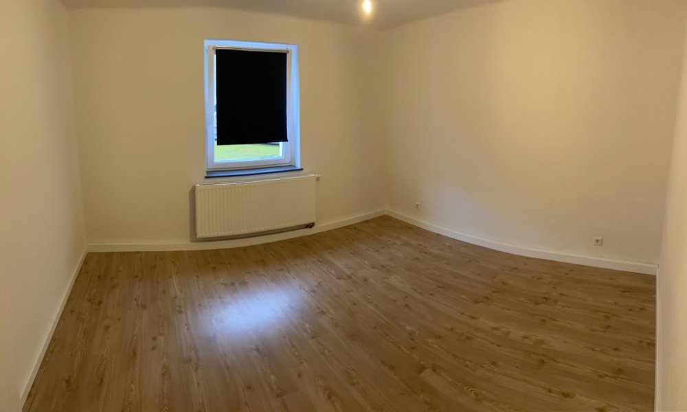SHG+++ KERNSANIERTE 4-Zimmer Wohnung mit offener Küche