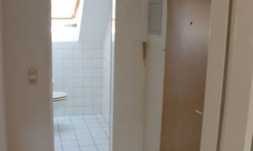 SHG+++ Perfekte erste Wohnung. Offen gestaltet mit Loggia und G-WC (Wohnberechtigungsschein notwendig)
