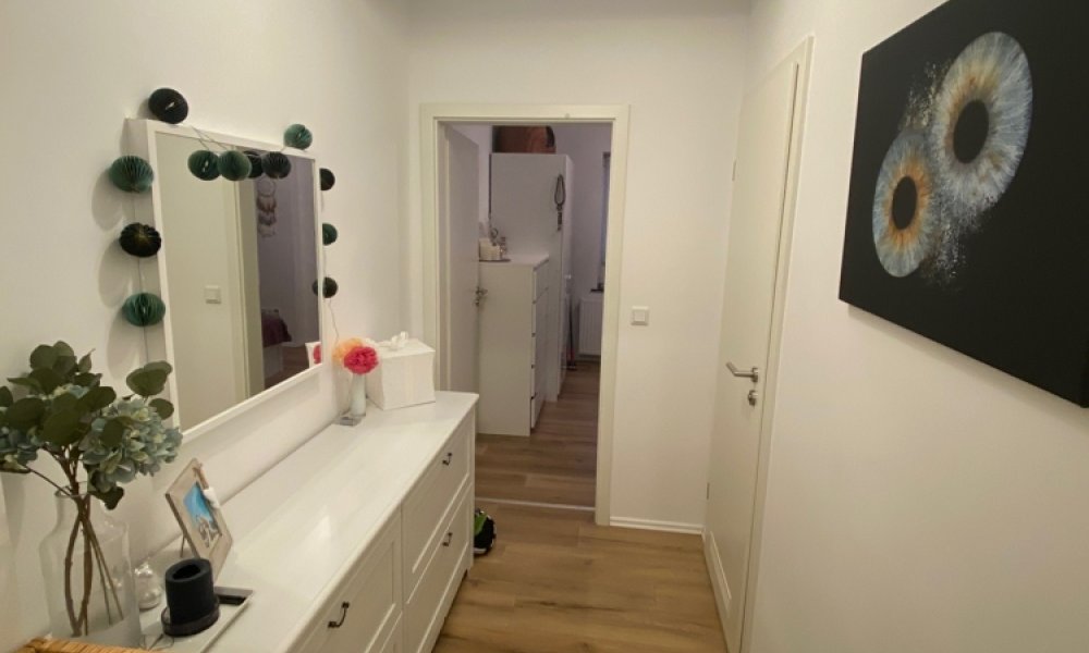 SHG+++ Kernsanierte 3,5-Zimmer Wohnung inkl. kompletten Dachgeschoss