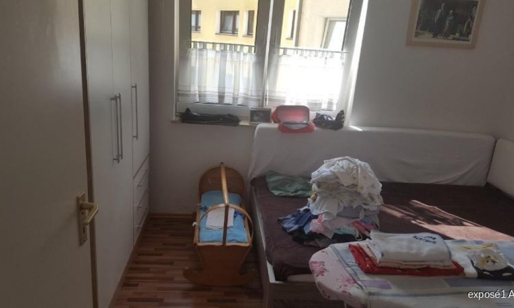 SHG+++ Wunderschöne Wohnung. Offen gestaltet mit Loggia und G-WC (Wohnberechtigungsschein notwendig)