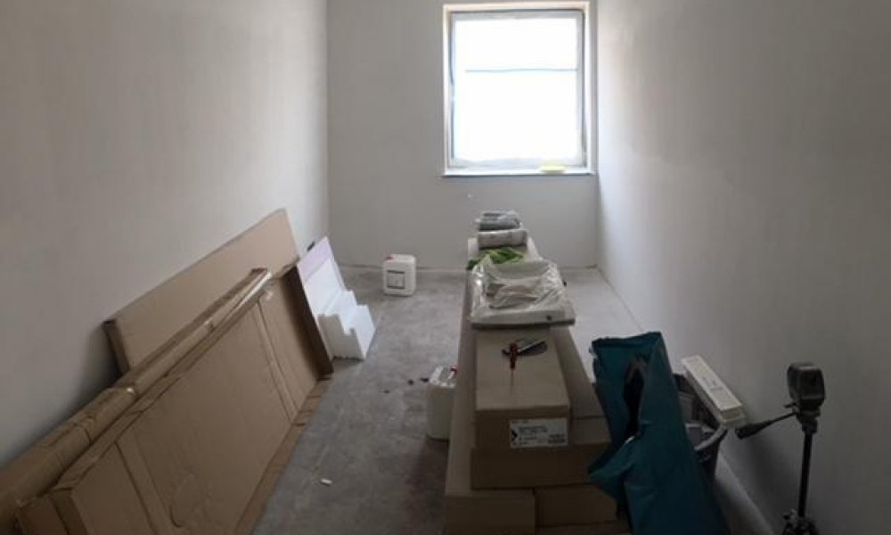 SHG+++ Kernsanierte 4,5 Zimmer Wohnung mit Gäste WC und Balkon