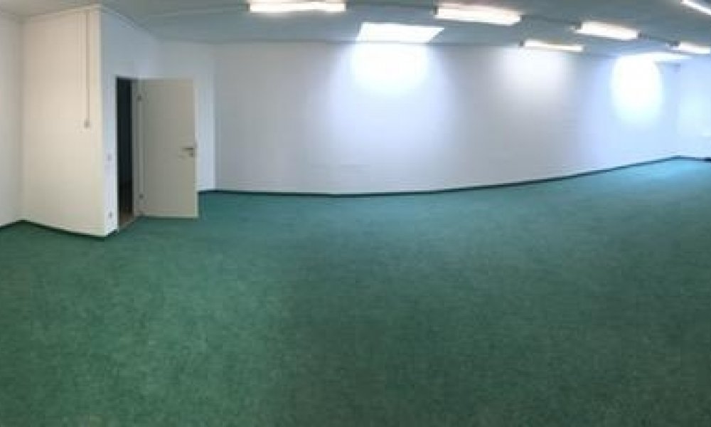 SHG+++ kersaniertes Büro/Praxis in zentraler Lage