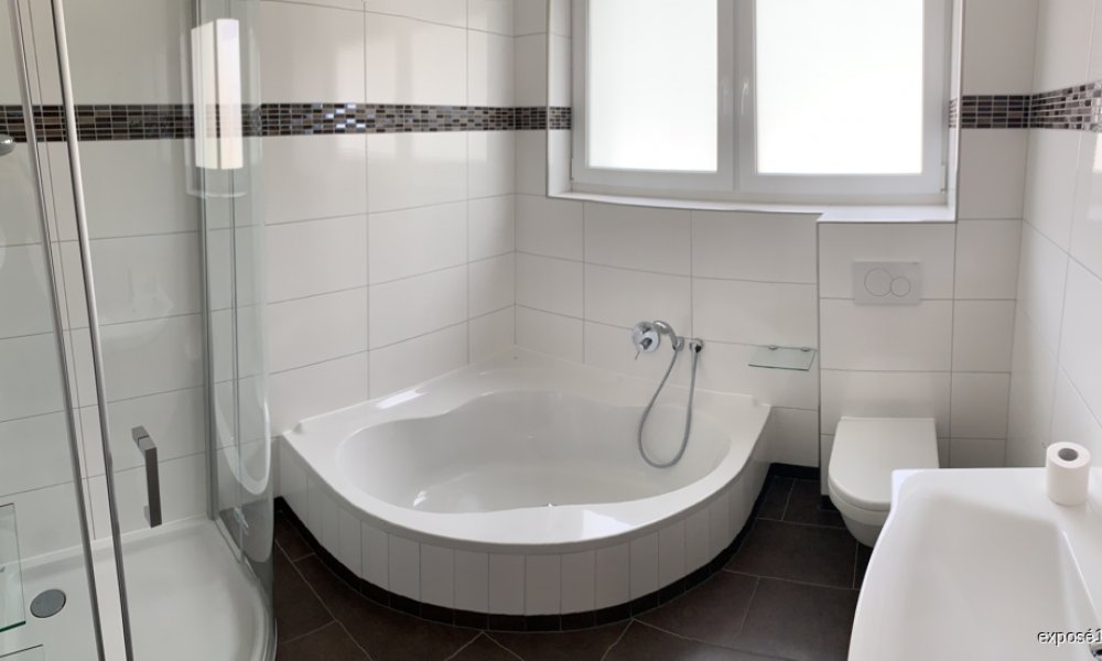 ETW (Neubau) in zentraler Lage mit Balkon und Wintergarten direkt vom Eigentümer ohne Maklergebühr