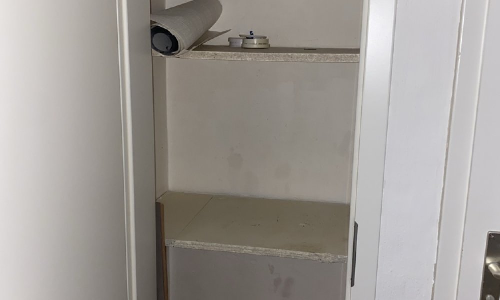 SHG+++ Schöne 3,5-Zimmerwohnung mit Balkon - Kernsanierte Fassade - Küche kann abgekauft werden