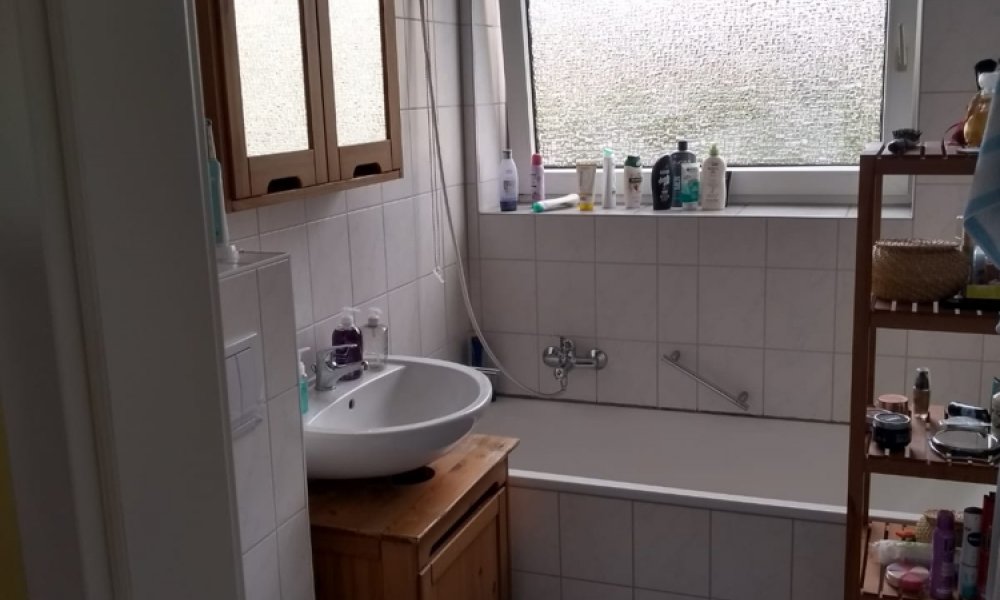 SHG+++  Großzügige 3,5 Zimmer Wohnung mit Balkon am Ischeland