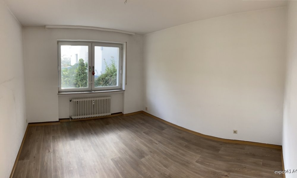 SHG+++ Schöne ebenerdige 2,5 Zimmer Wohnung mit Terasse