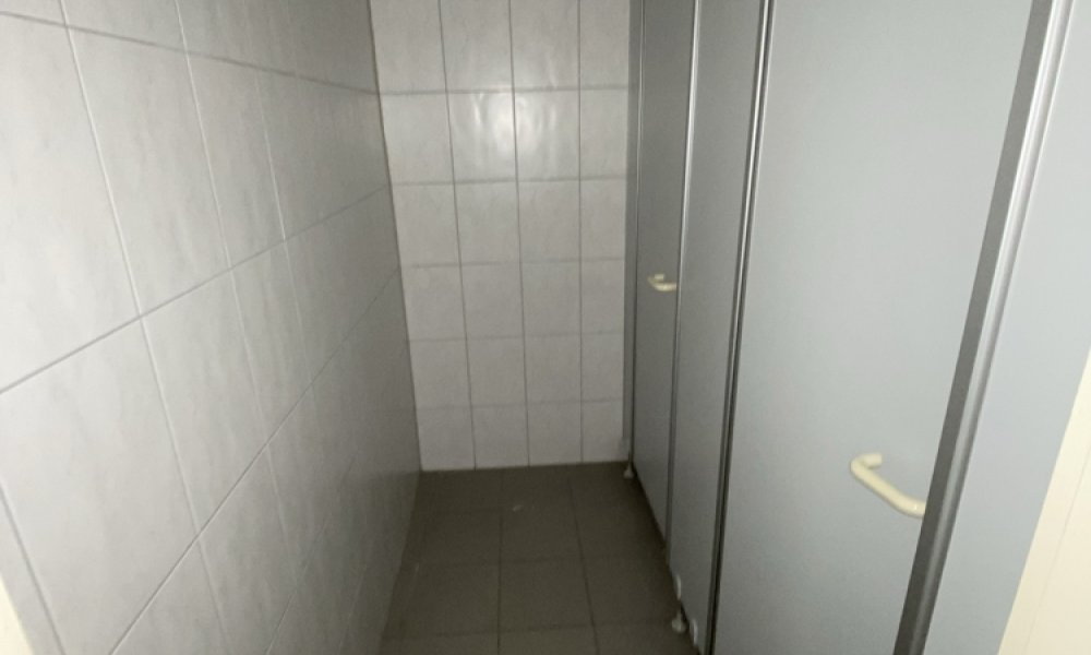 SHG+++ Günstiges Ladenlokal an stark frequentierter Hauptstraße - *Umbau durch Vermieter möglich*