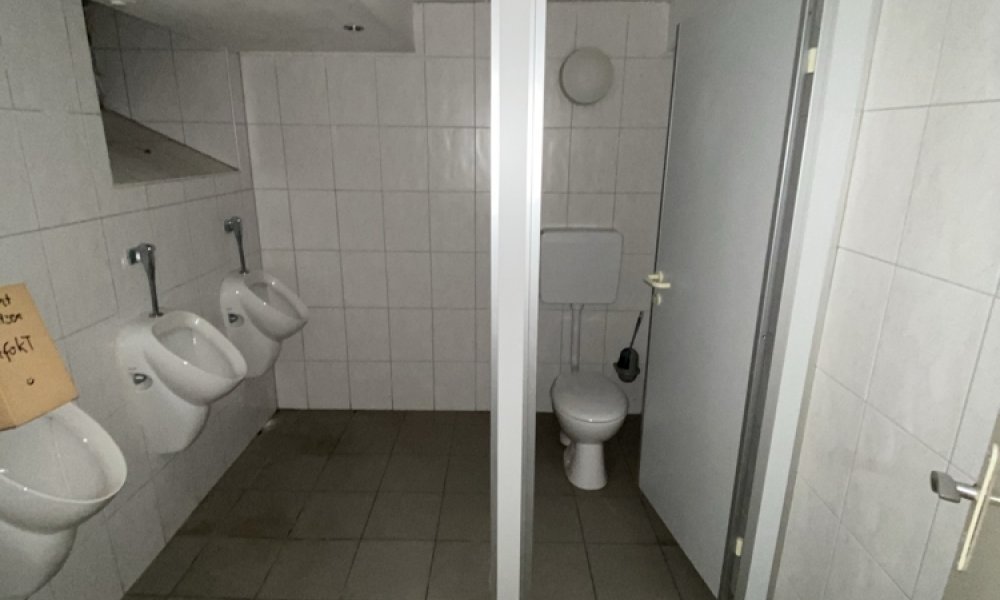 SHG+++ Günstiges Ladenlokal an stark frequentierter Hauptstraße