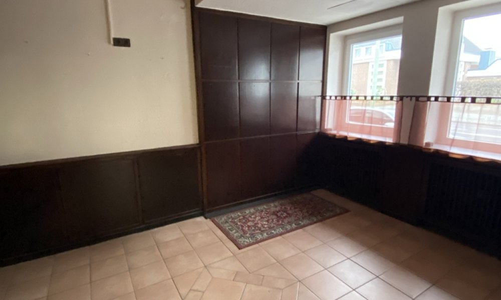 SHG+++ Günstiges Ladenlokal an stark frequentierter Hauptstraße - *Umbau durch Vermieter möglich*