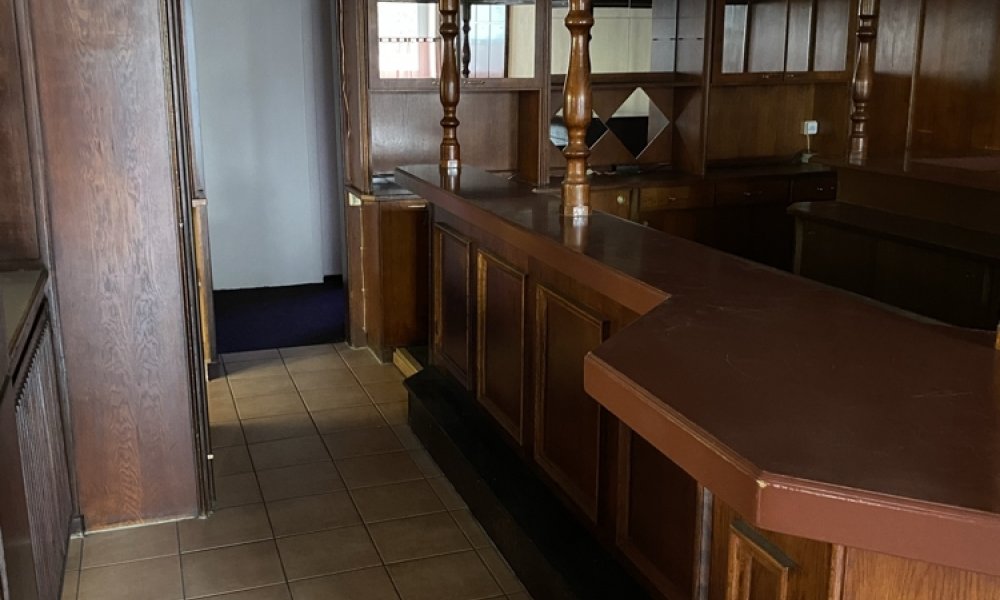 SHG+++ Günstiges Ladenlokal an stark frequentierter Hauptstraße - *Umbau durch Vermieter möglich*