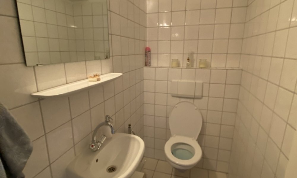 SHG+++ Schöne 4,5 Zimmer-Wohnung mit Balkon-Wintergarten - Wohnberechtigungsschein (WBS) notwendig