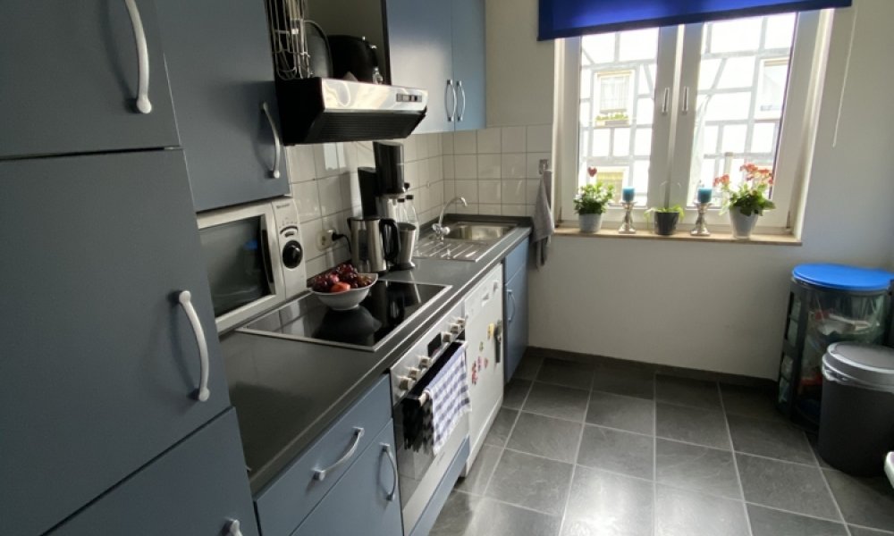 SHG+++ Schöne 4,5 Zimmer-Wohnung mit Balkon-Wintergarten - Wohnberechtigungsschein (WBS) notwendig