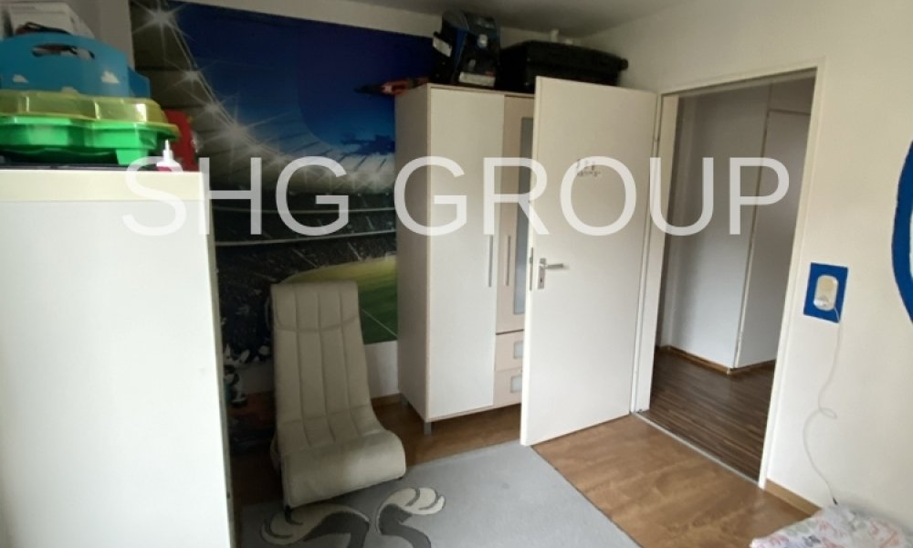 SHG+++ 4,5 Zimmer-Wohnung mit Balkon-Wintergarten - Wohnberechtigungsschein (WBS) notwendig