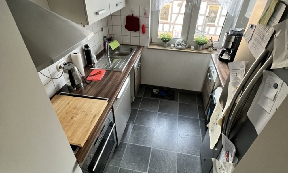 SHG+++ Schöne 4,5 Zimmer-Wohnung mit Balkon-Wintergarten - Wohnberechtigungsschein (WBS) notwendig