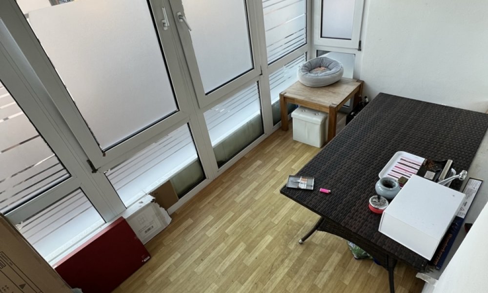 SHG+++ Schöne 4,5 Zimmer-Wohnung mit Balkon-Wintergarten - Wohnberechtigungsschein (WBS) notwendig
