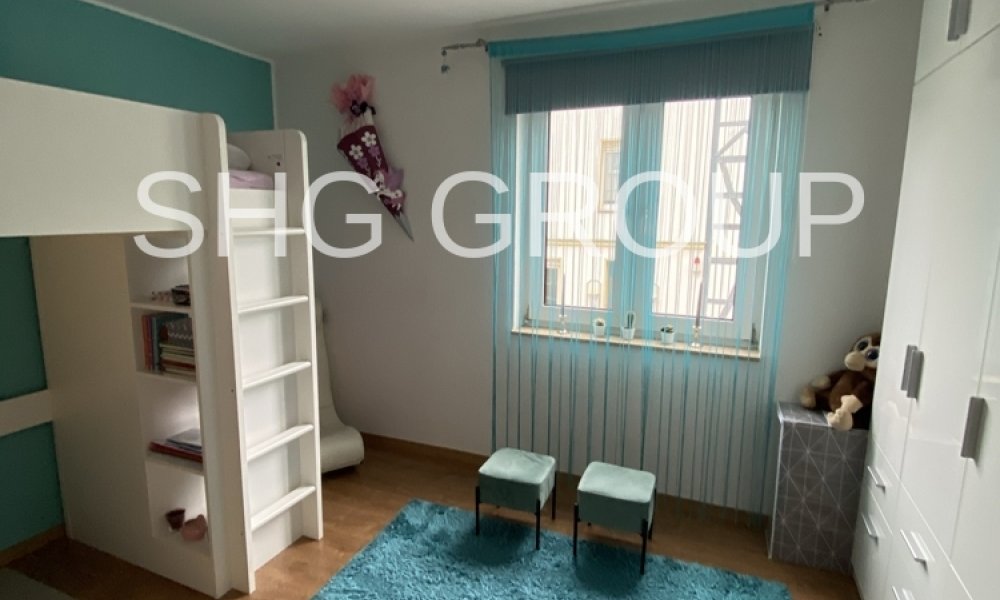 SHG+++ 4,5 Zimmer-Wohnung mit Balkon-Wintergarten - Wohnberechtigungsschein (WBS) notwendig