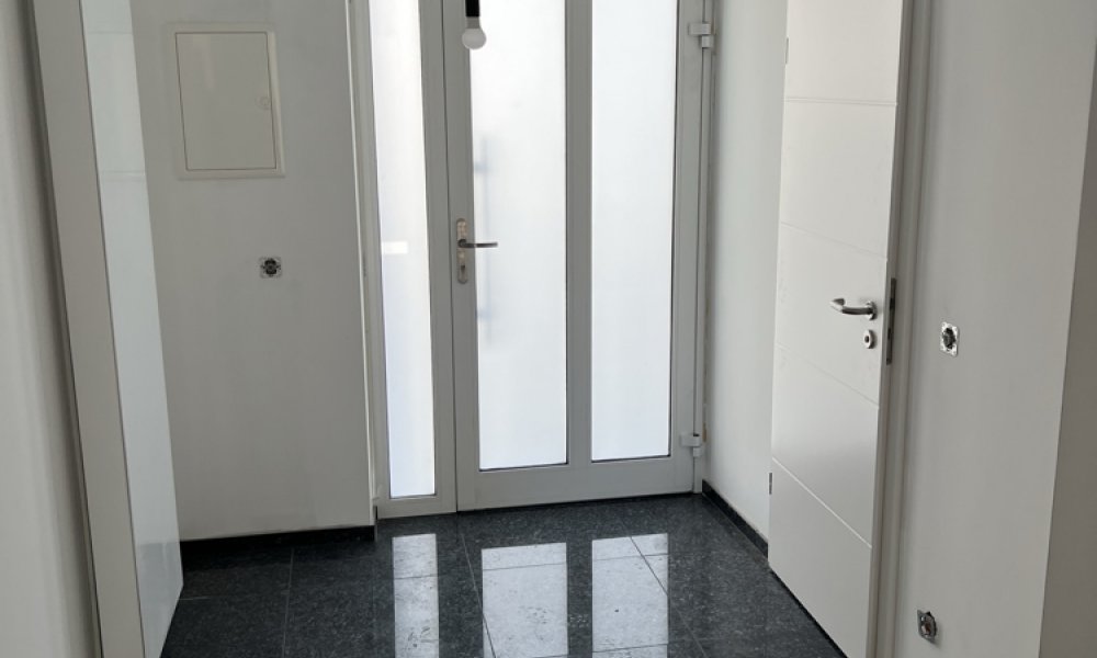 SHG+++ Attraktive DHH in Top-Lage - Kernsaniert und luxuriös ausgestattet