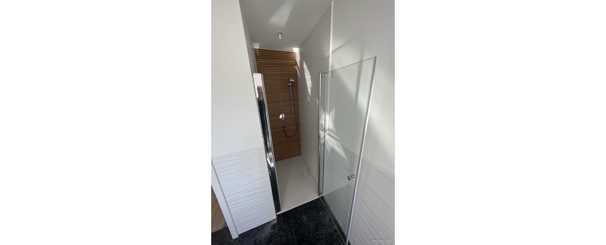 Dusche 1. OG