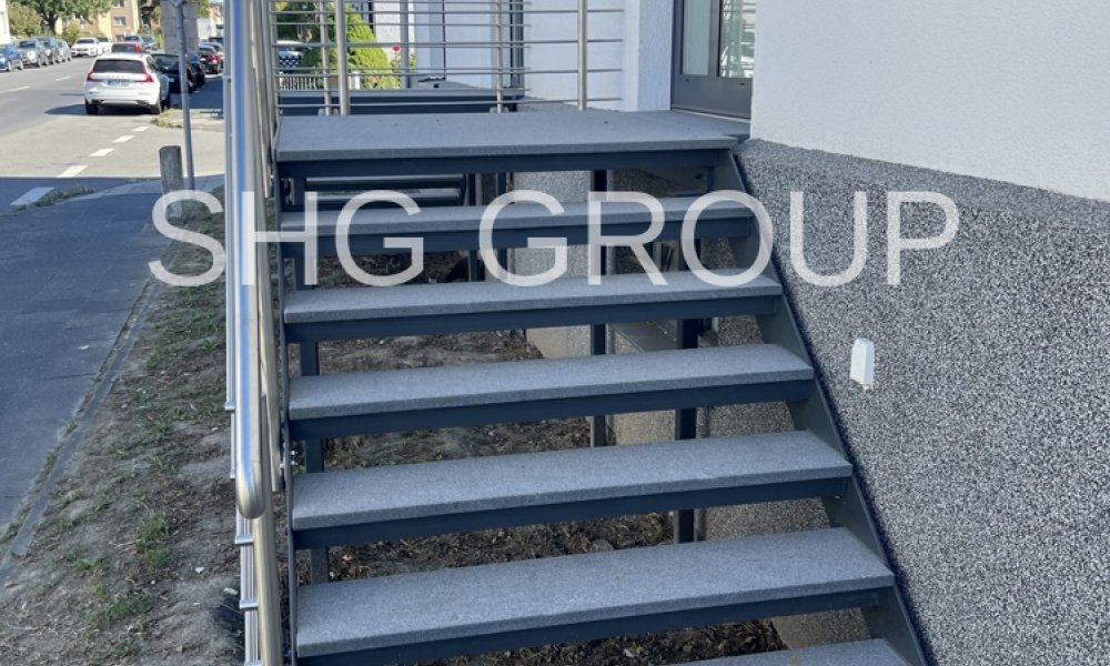 SHG+++ Attraktive DHH in Top-Lage - Kernsaniert und luxuriös ausgestattet