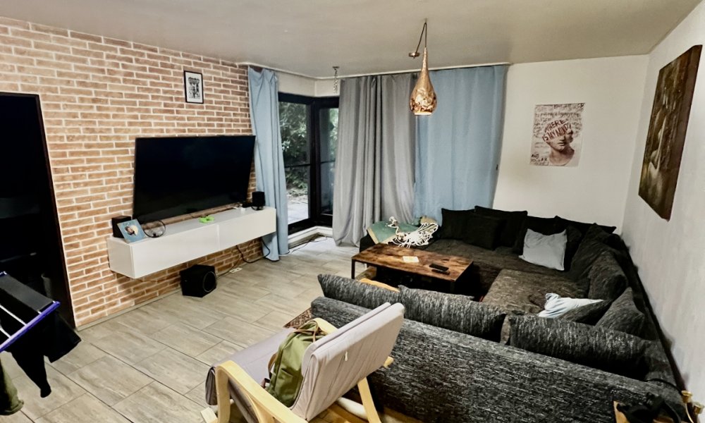 Schöne kleine Erdgeschoss Wohnung mit Terasse in Bestlage - Klosterviertel